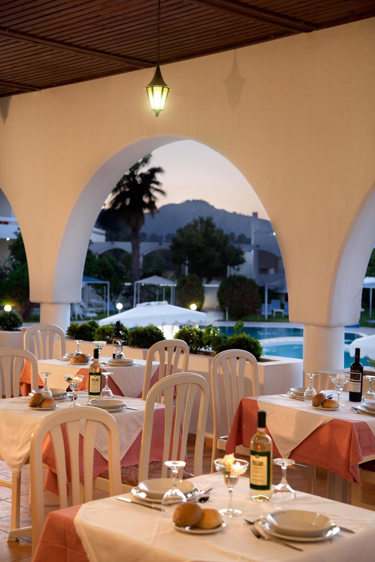 Hotel Niriides Beach Kolymbia Exteriér fotografie